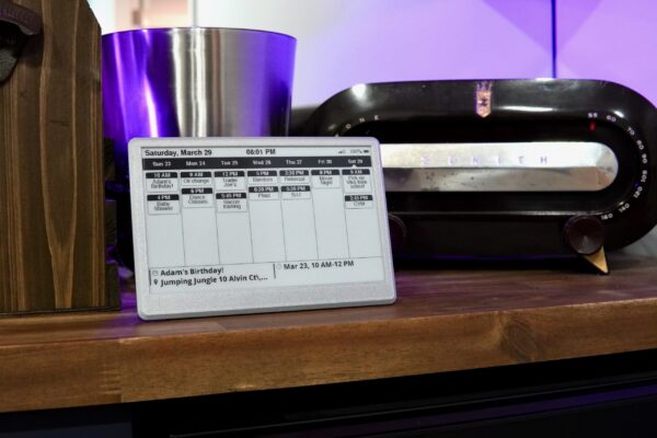 WiFi 7.5" E-Ink Calendar by UkieLab - works with Apple iCould Calendar - Image 14