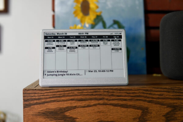 WiFi 7.5" E-Ink Calendar by UkieLab - works with Apple iCould Calendar - Image 12