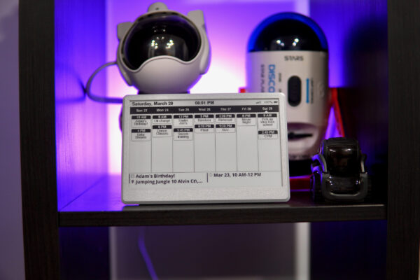 WiFi 7.5" E-Ink Calendar by UkieLab - works with Apple iCould Calendar - Image 7