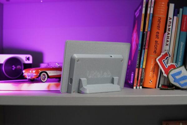 WiFi 7.5" E-Ink Calendar by UkieLab - works with Apple iCould Calendar - Image 2